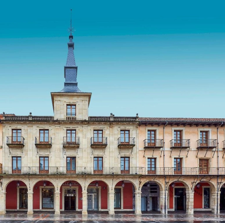 NH Collection Plaza Mayor, Léon​